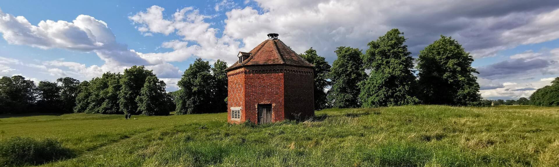 Historic Oxfordshire building restored with OBT grant aid